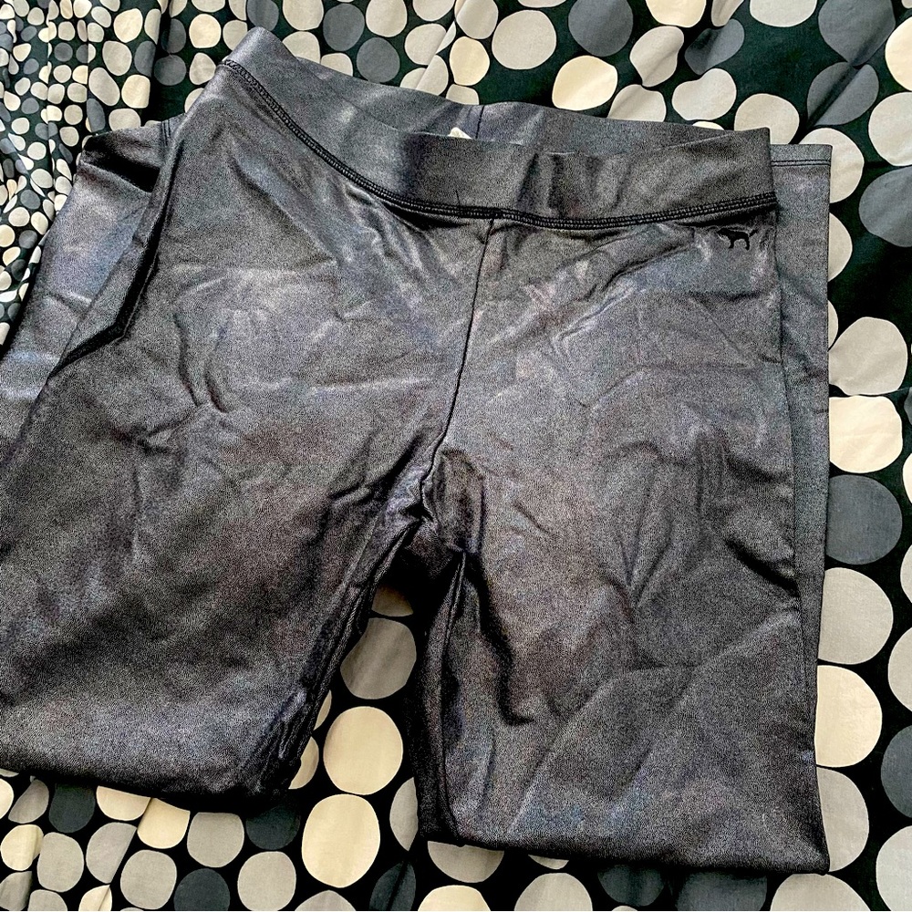 Holographic leggings